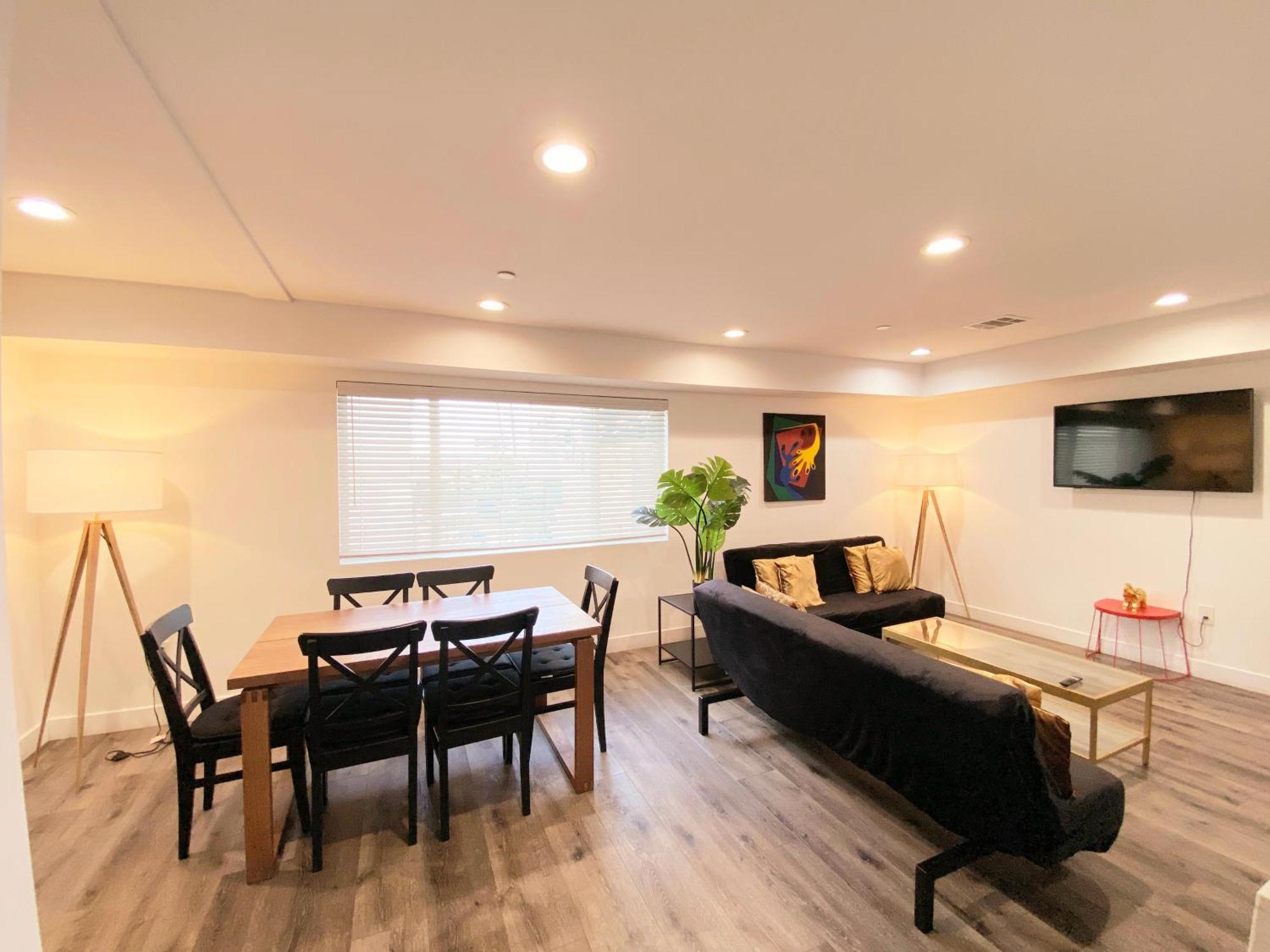 Modern 3br In Mid-city * Los Angeles