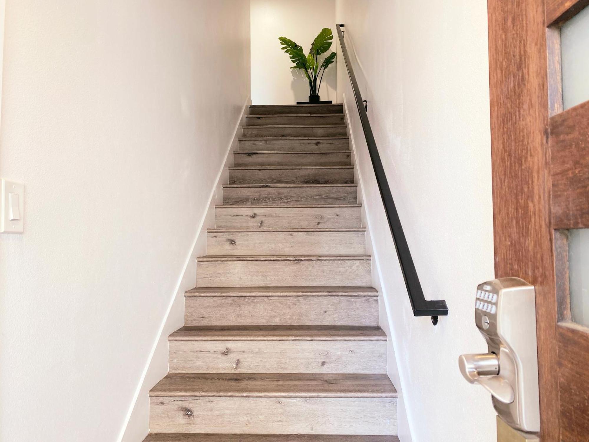 Modern 3br In Mid-city Los Angeles