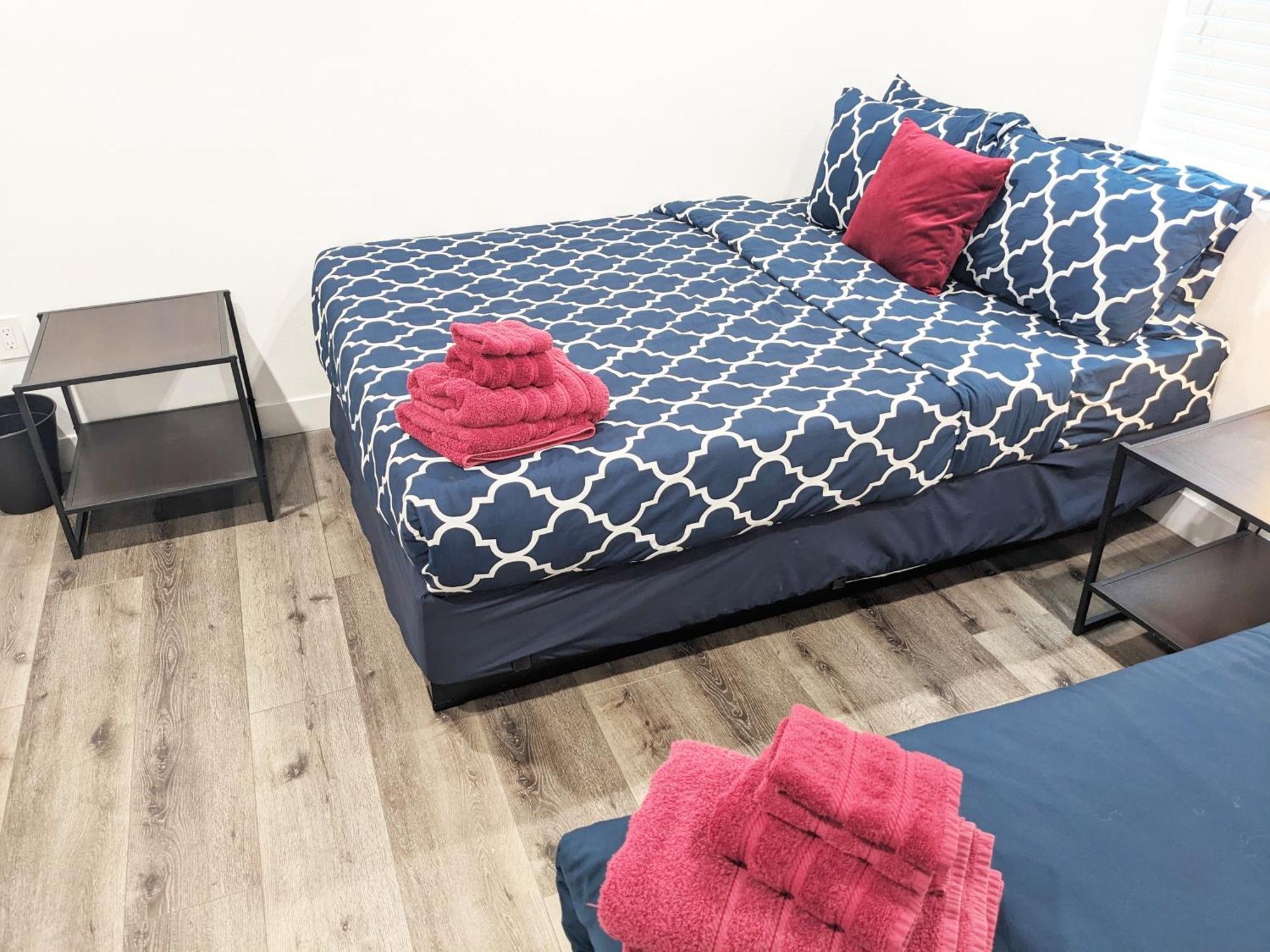 Modern 3br In Mid-city * Los Angeles